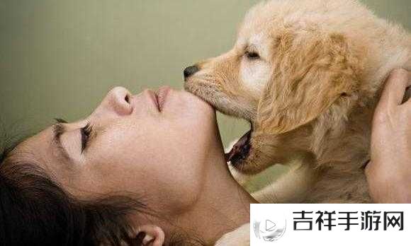 女人与公狍交酡女免费:奇特的交媾现象引发关注