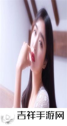 兰姨捂着嘴生怕发出声音吵：邻里间的安静守护