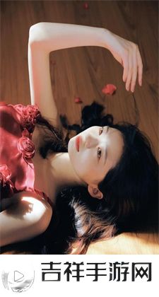 老师上课跳D突然被开到最大视频：一段视频，打破课堂平静