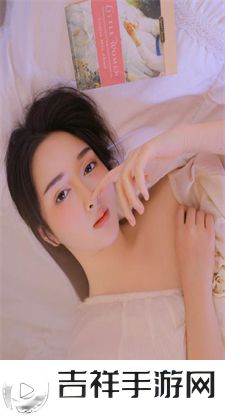 校花小雪和两个老头：初遇两位老者